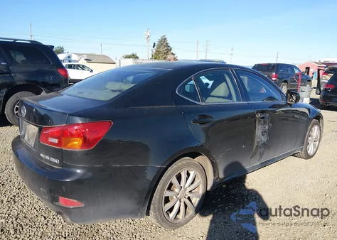 2006 Lexus Is 250 from USA, damaged, VIN JTHCK262365005344